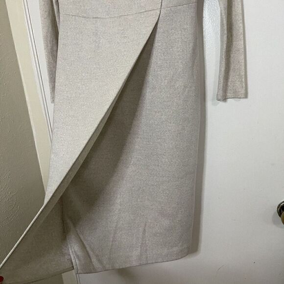 Max Mara Beige Wool long sleeve midi sheath knit dress size 38 US Small - Picture 2 of 7